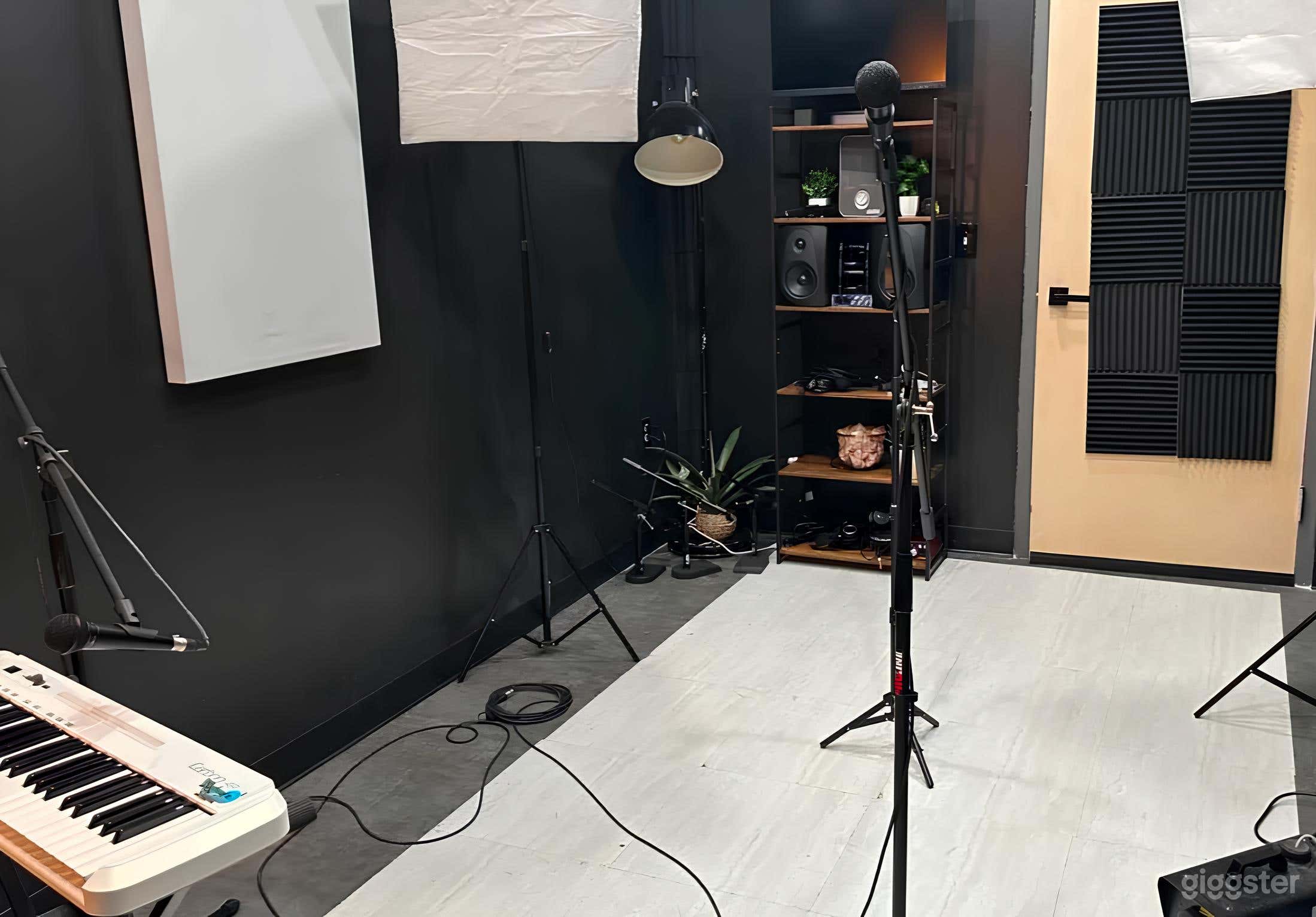 Intimate Venue-Style Performance Space Photo 3