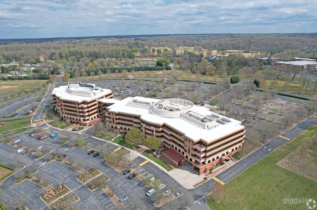 100+ Acre Versatile Campus – Lakes | Trails | Office Photo 2