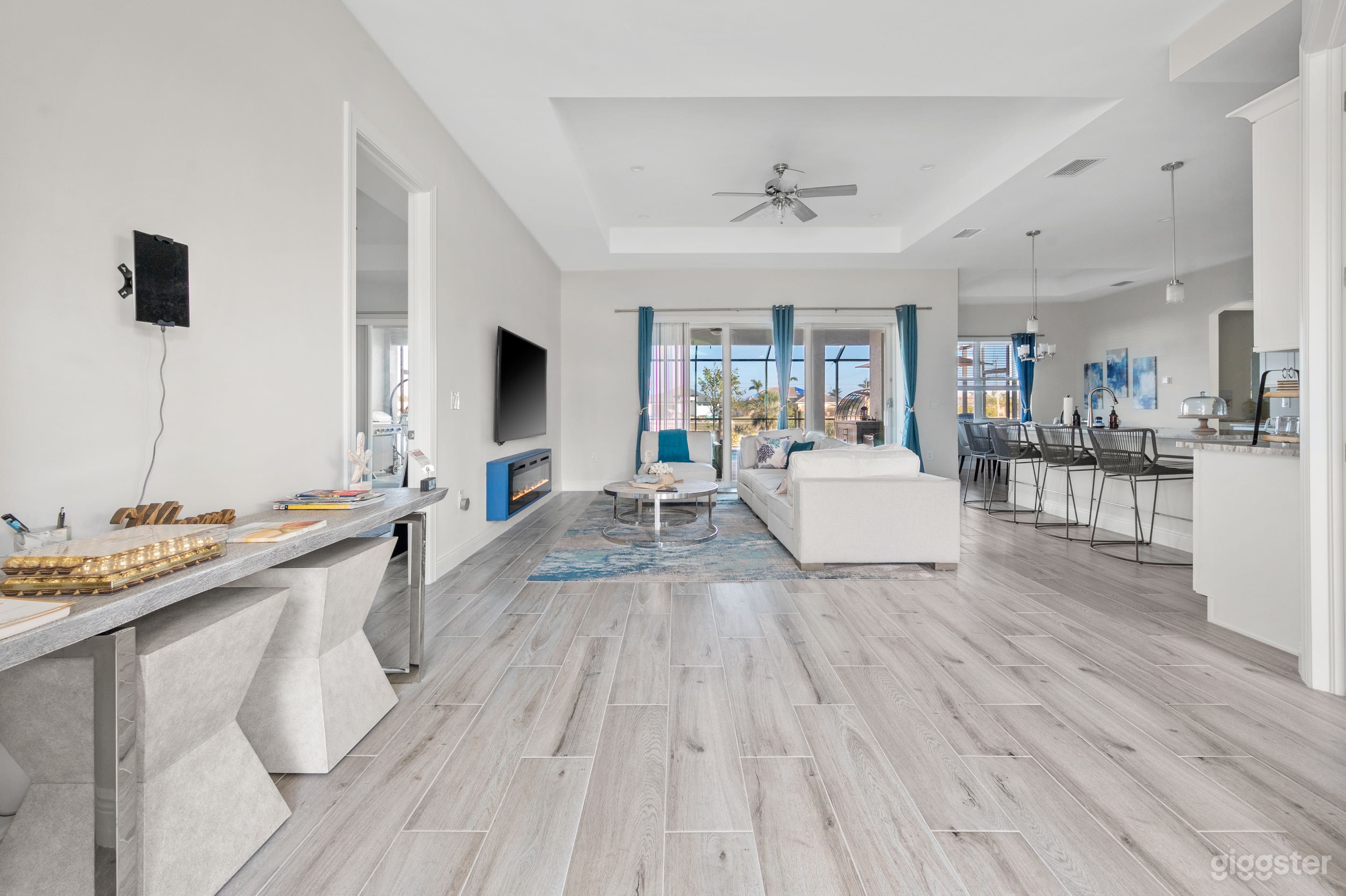 Cape Coral Gulf Access Heated Pool OASIS! Photo 2