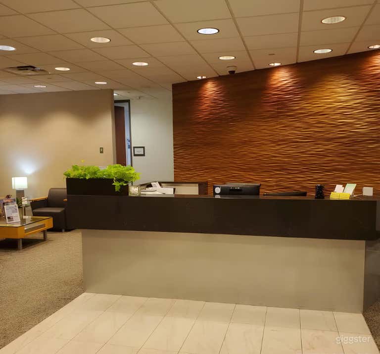  Spacious Executive Meeting Room for 6-8 