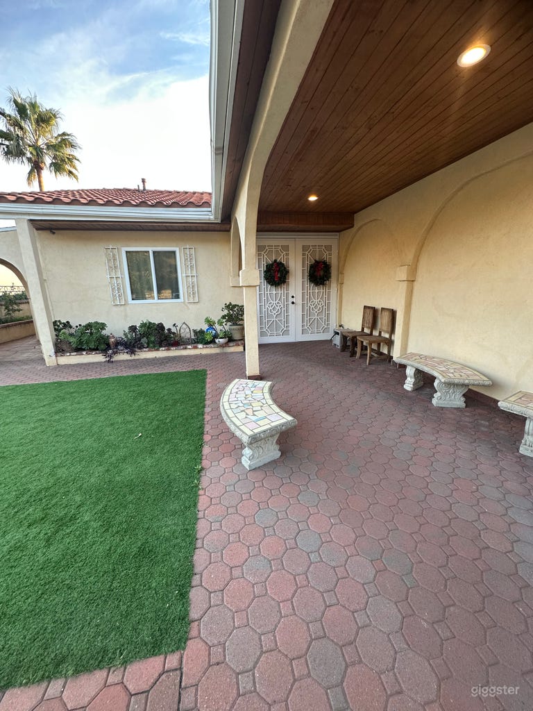  Unique, rare, luxury 360 view of city 