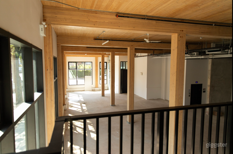  Mount Pleasant 6000 sqft 18ft Tall New Built Ground FL 
