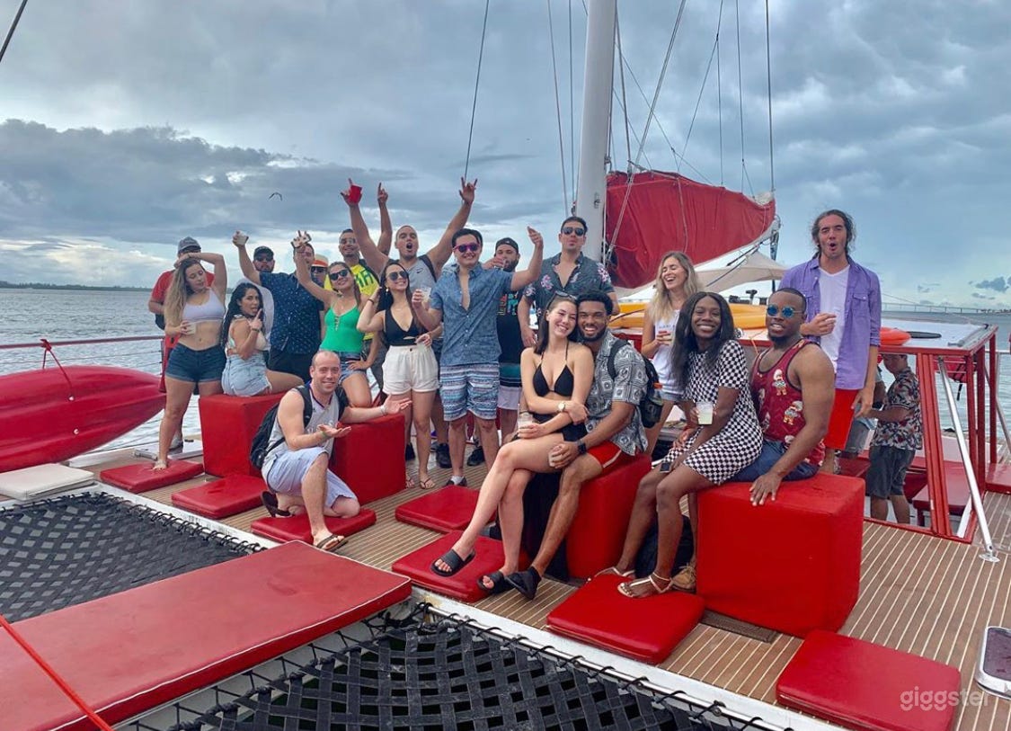 Relaxed and Spacious 49FT CATAMARAN Party Boat Space Events  Photo 2