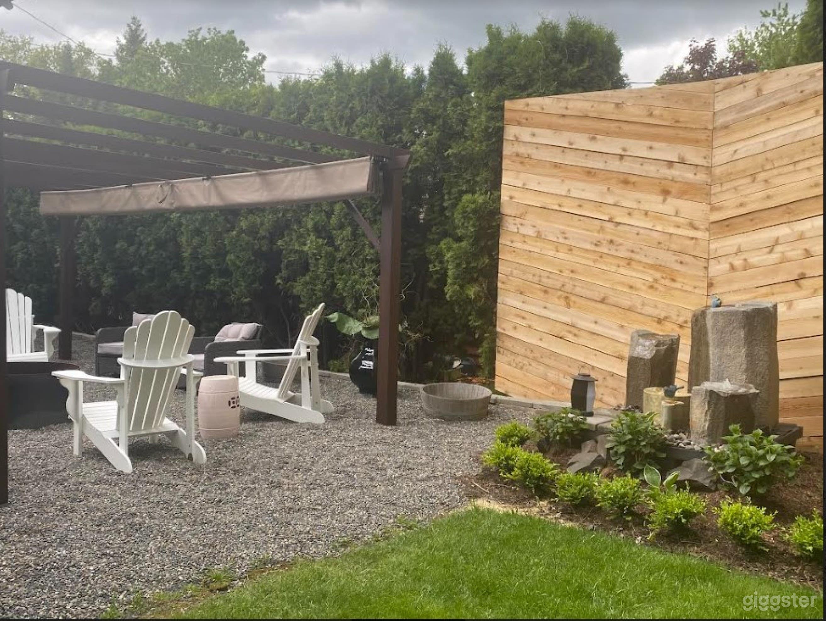 West Lawn And Porch With Firepit Photo 4