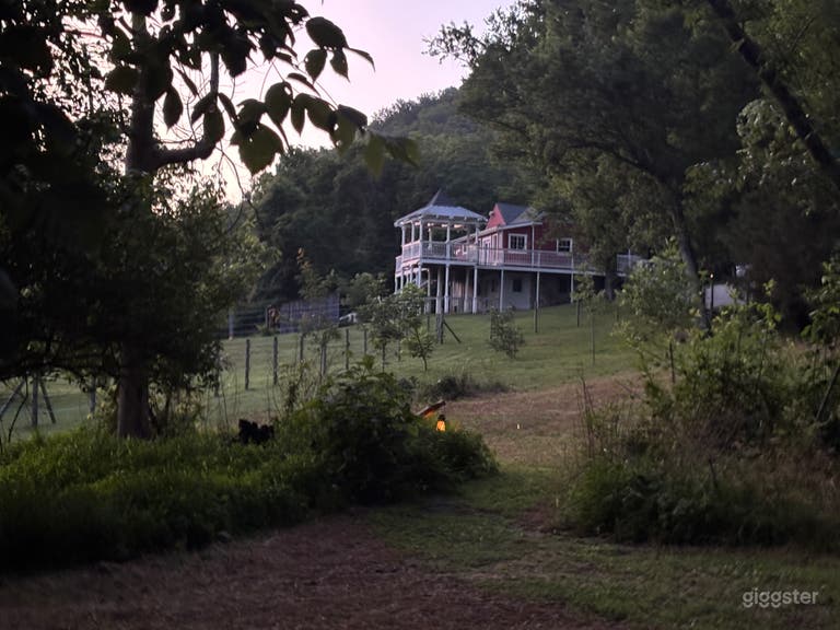  Märchenhaftes Bauernhaus auf 4 Acres mit verzaubertem Wald 