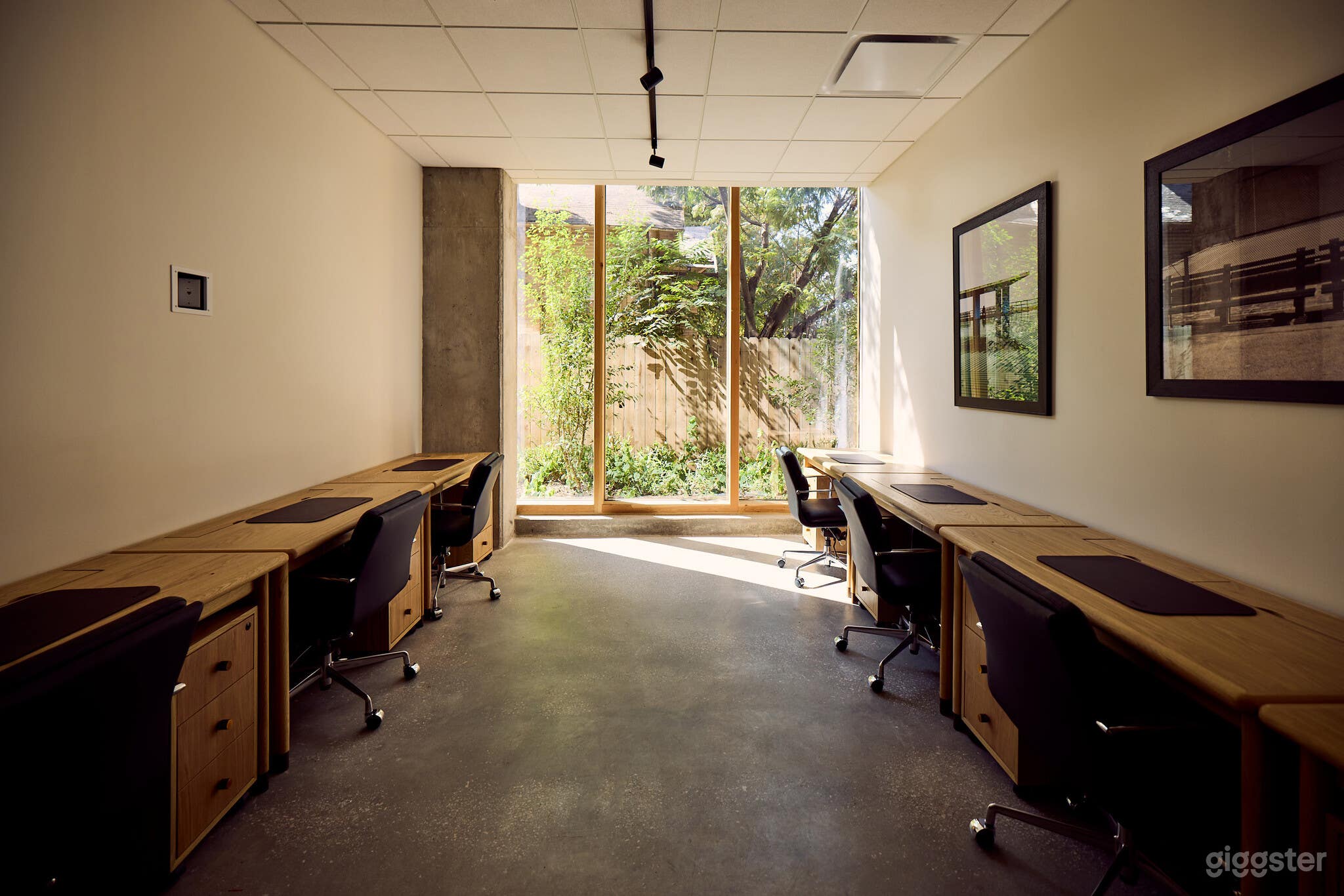 Private Office Space in East Austin Photo 3