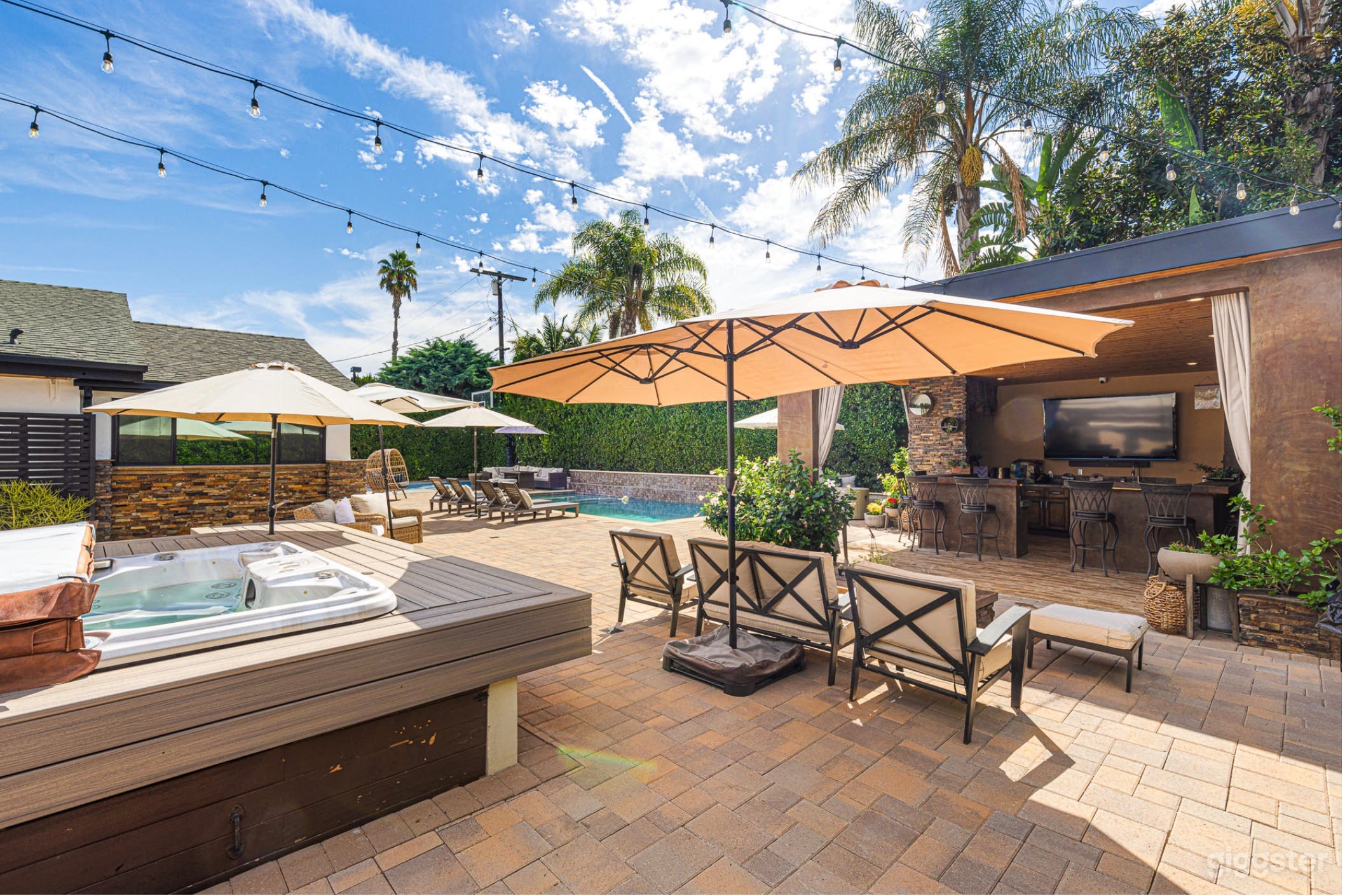 Modern Rustic Casa De Luster Photo 4