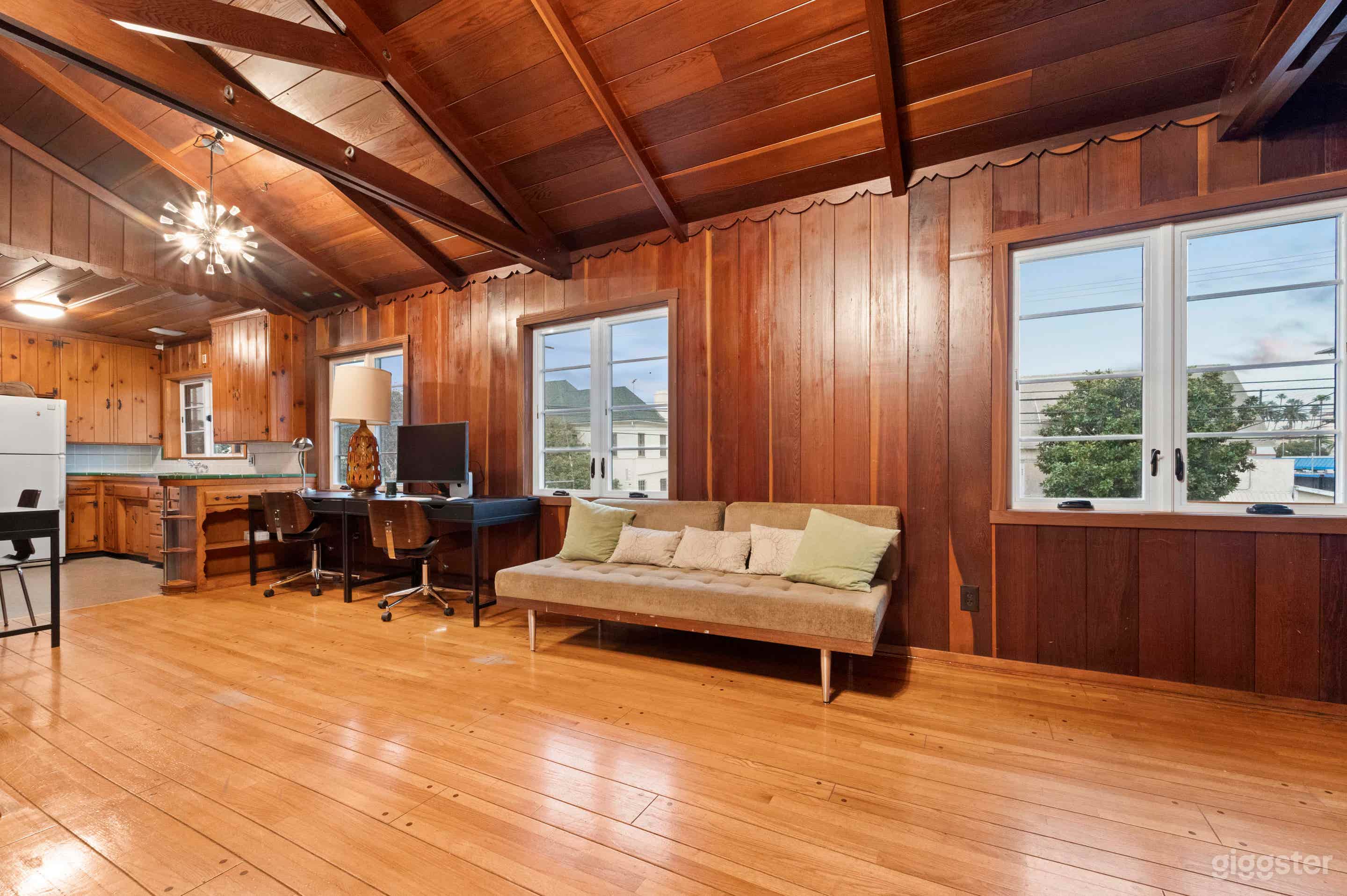 Upstairs Studio/Meeting/Production Space Photo 2