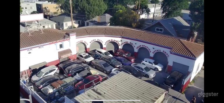  Auto Body Shop, Mechanic Shop 