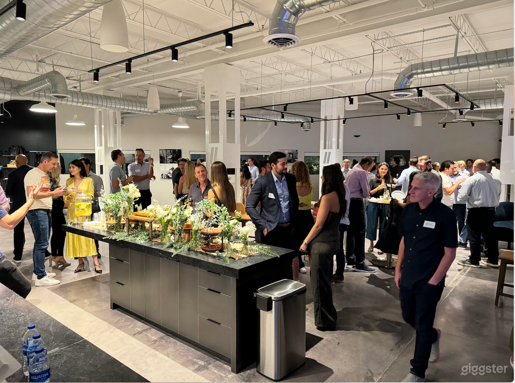 Stylish Open-Concept Little River Space Photo 4