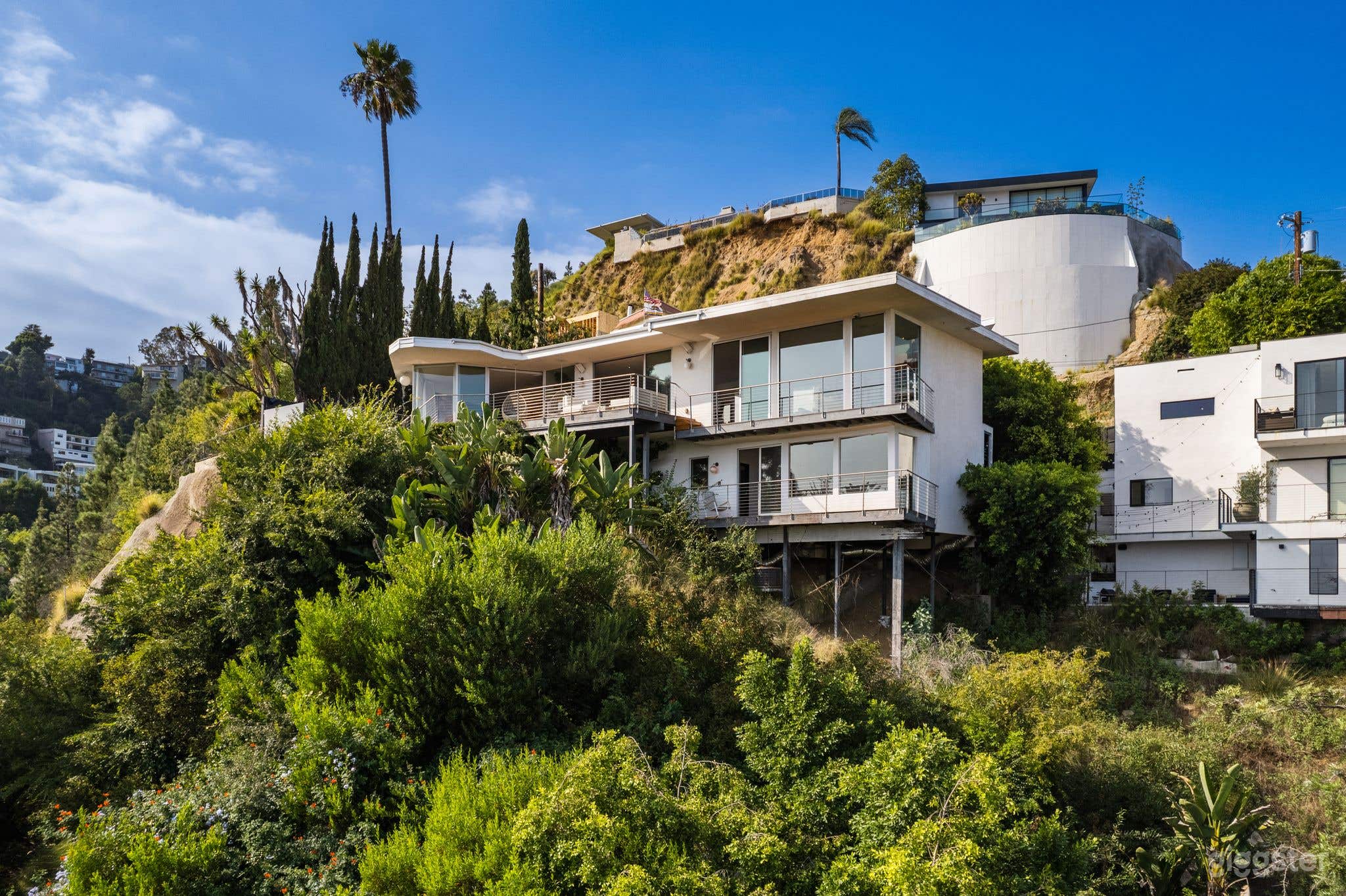 HOLLYWOOD HILLS: ART CINEMATIC CANVAS Photo 2