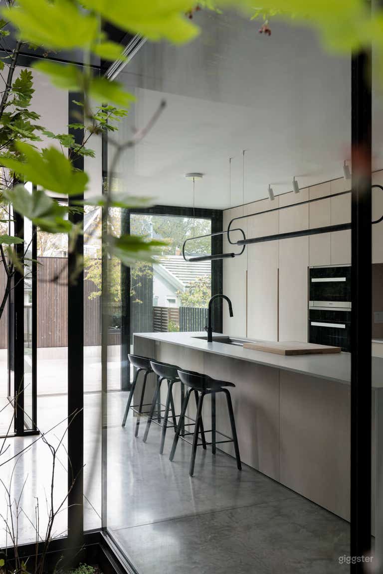  View of kitchen through atrium - Ema Peter photo 