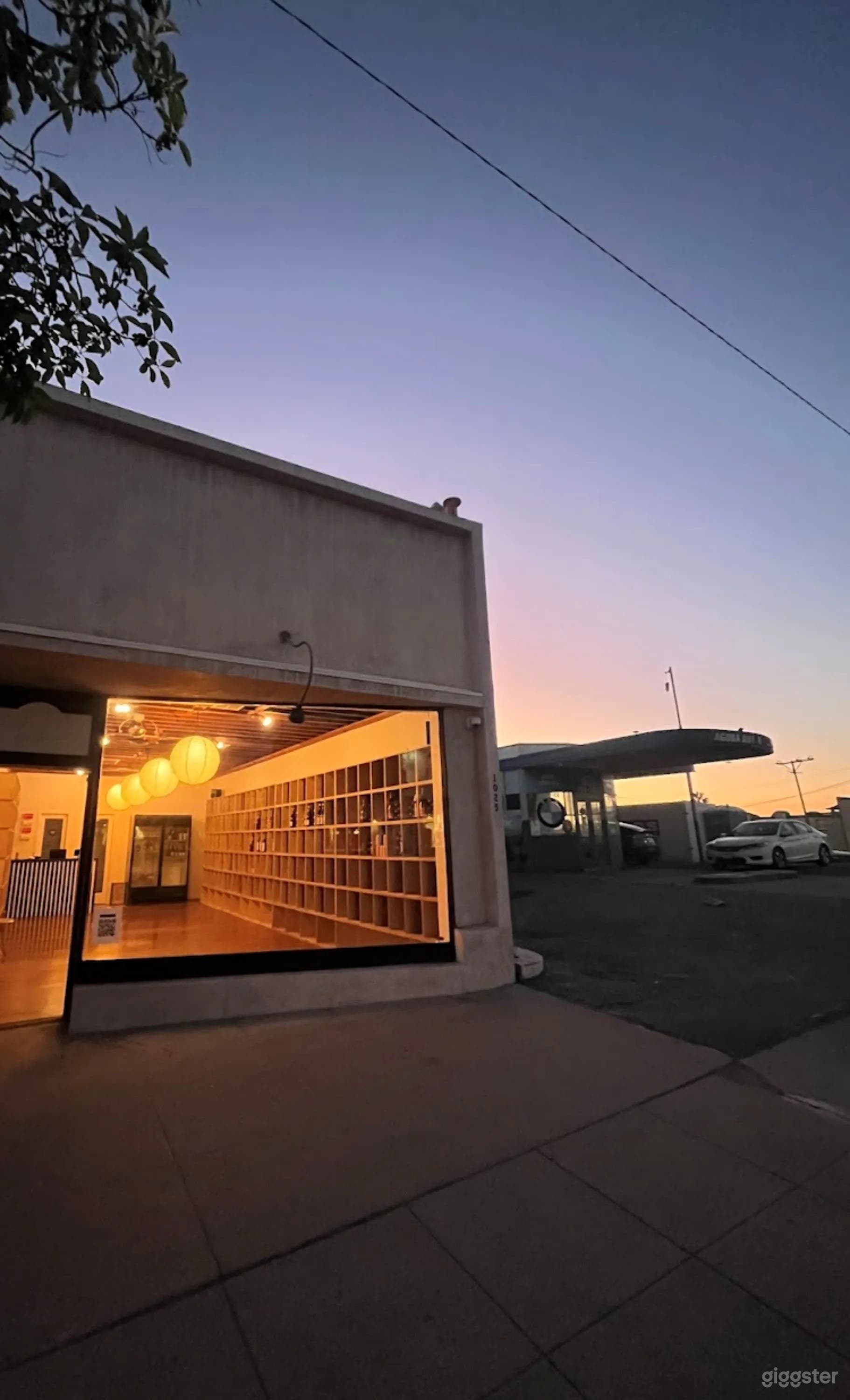 Chic Natural Wine Shop in Laguna Beach Photo 2