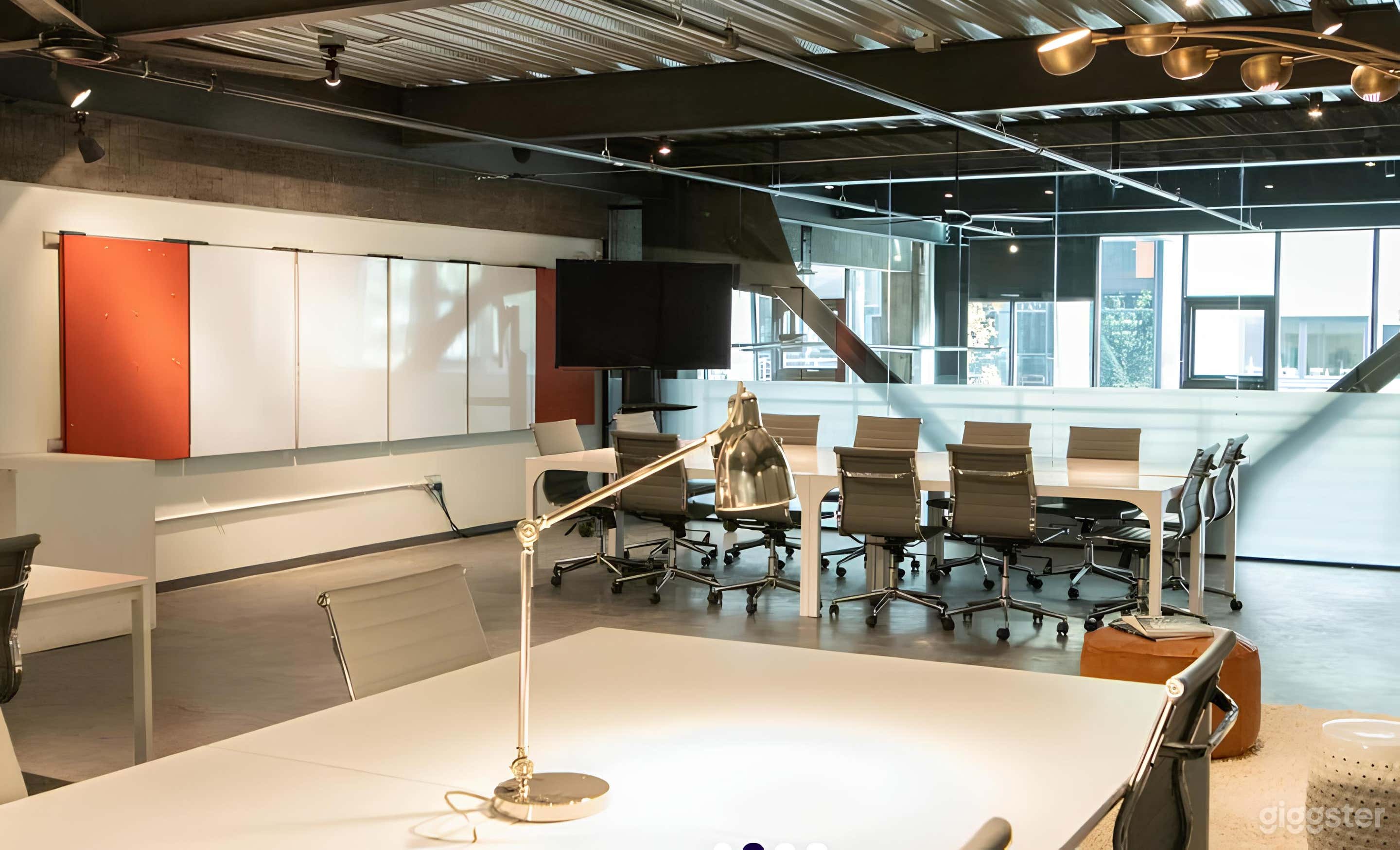 Suite 100M: Dynamic Meeting Space Photo 3