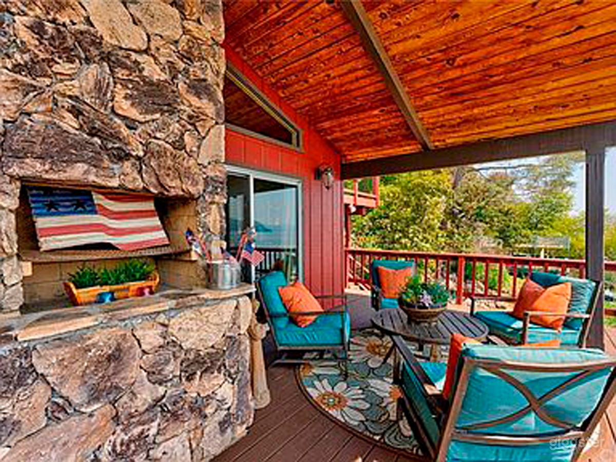 Deck/Outside Fireplace