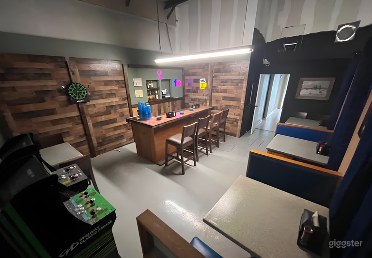  Estudio con set de Bar y Restaurante 