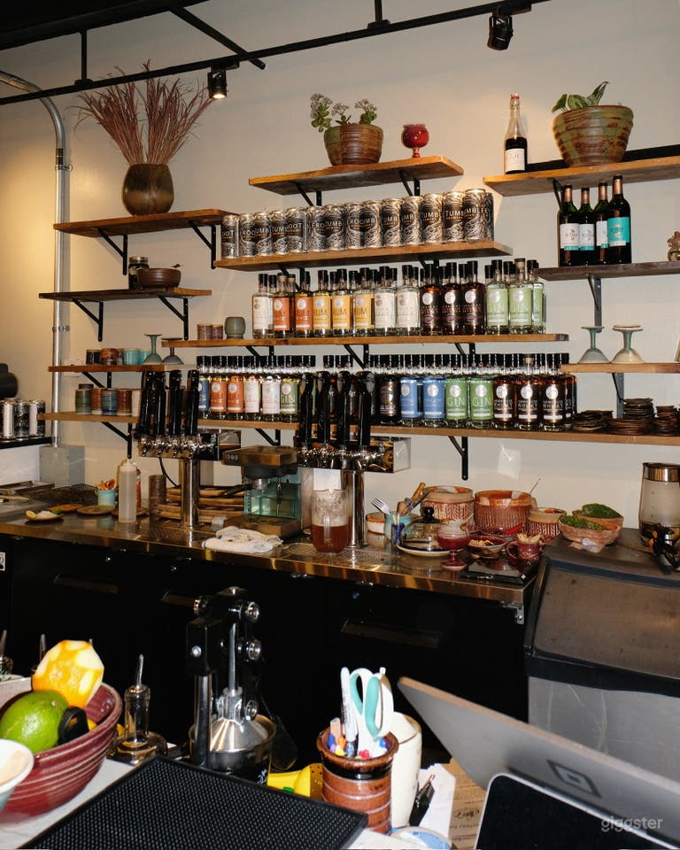  Unique Pottery Pub in Downtown Santa Fe 