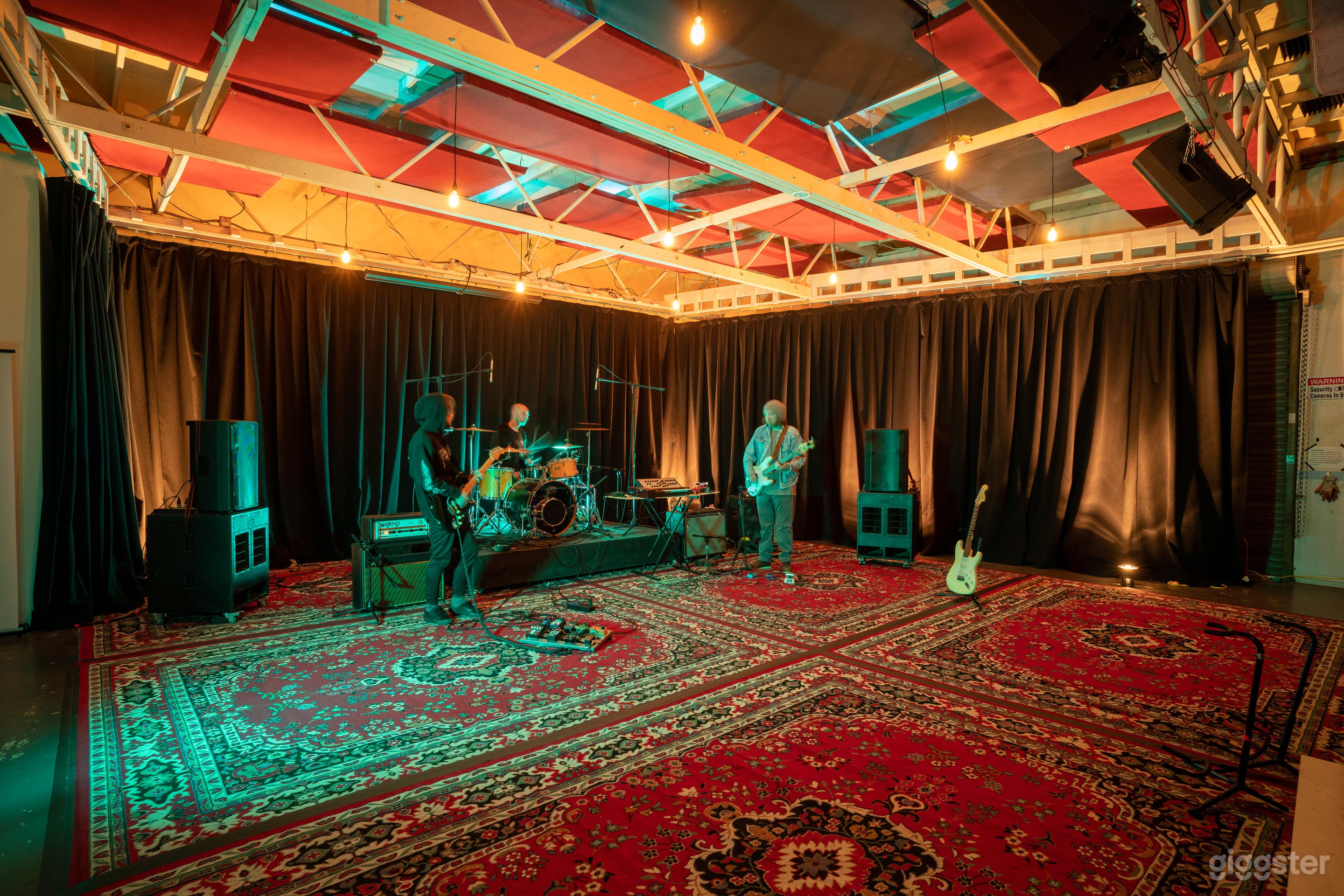 Main Production Room with 10 ft x 10 ft roll-up door for easy load-in/out