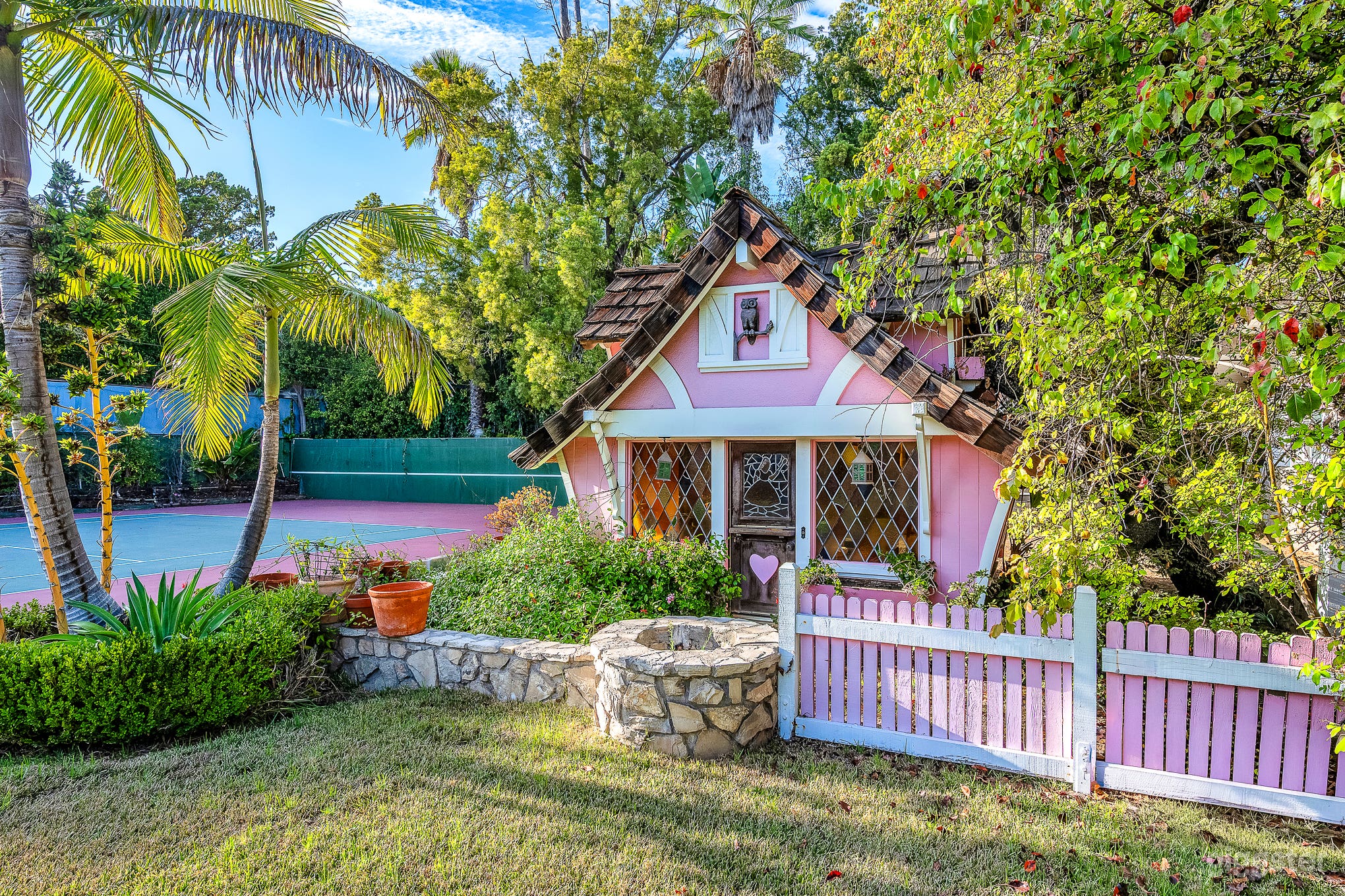 The Classy Private Retreat Photo 3