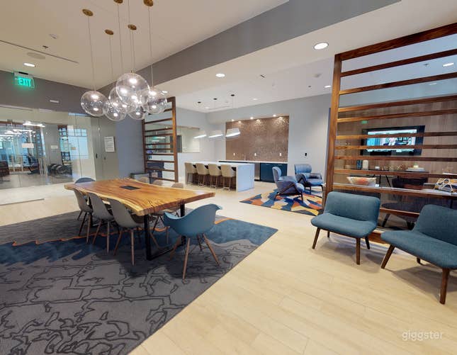 Auspacious Layout Contemporary Space with Open Layout | Rent this location on Giggster