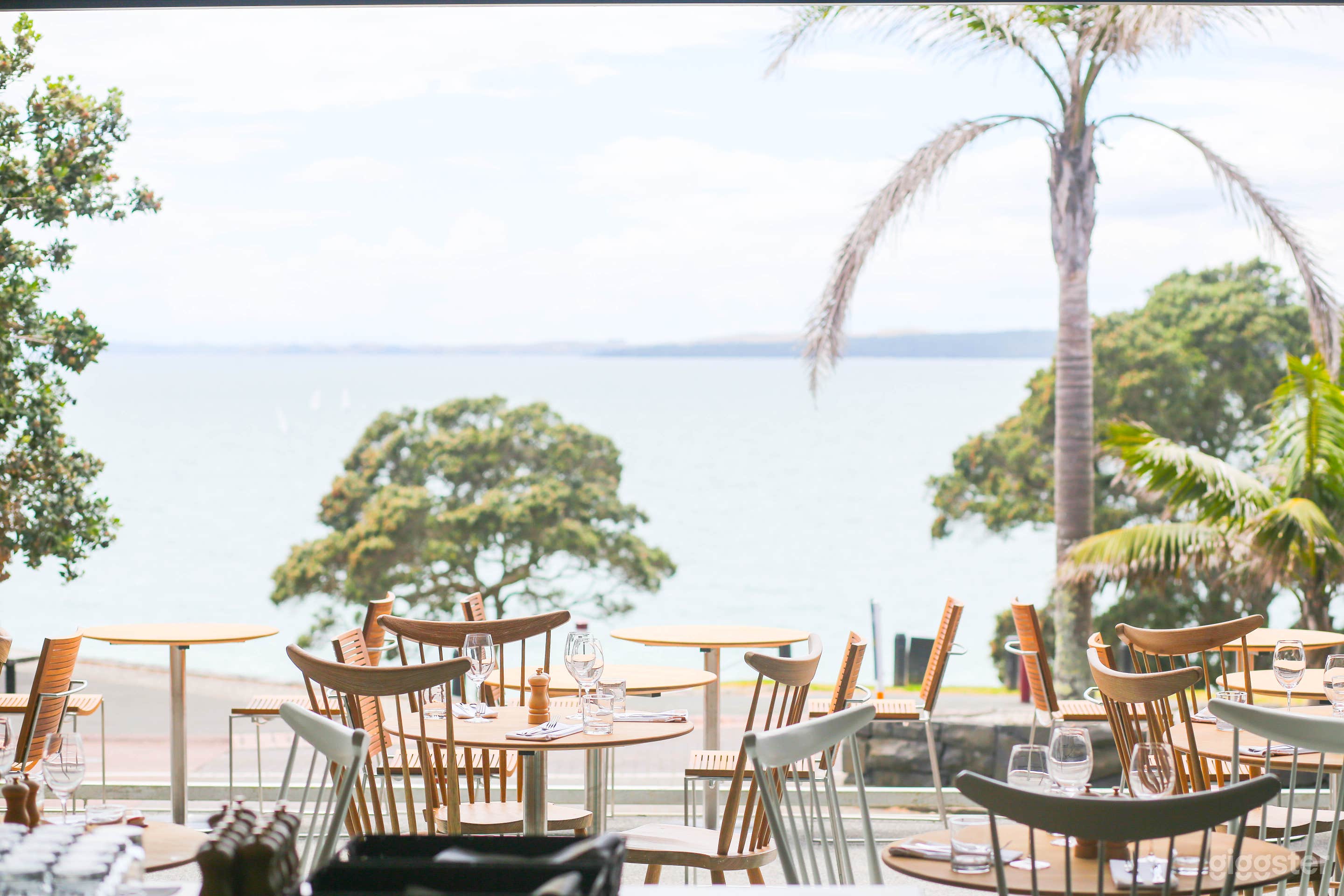 Takapuna Beachfront Bar &amp; Eatery Photo 1