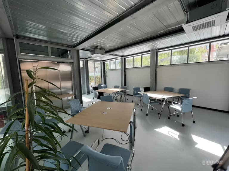  Loft moderne pour travail & événements – Paris (BuyOut) 