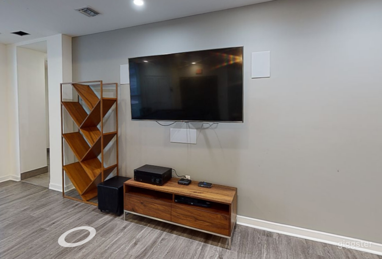  Beautiful Lounge in Tampa 