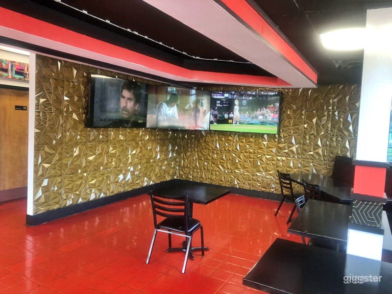  Southwest-style Restaurant with Fully Functional Kitchen 