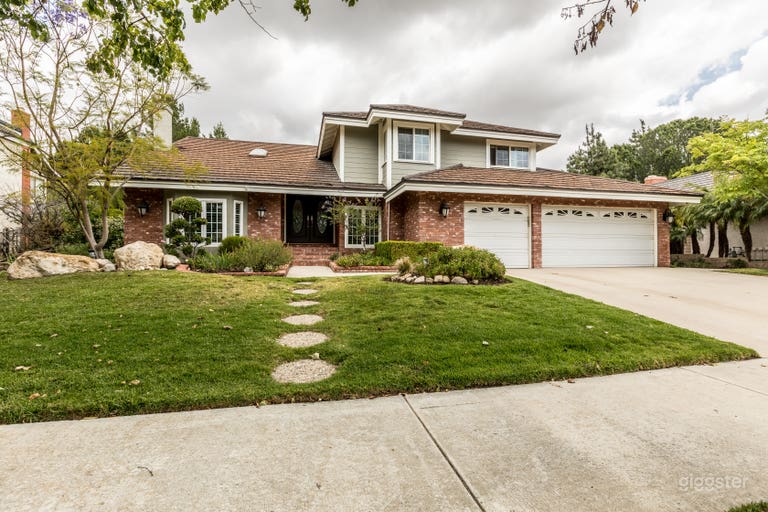  Traditional tennis court property 