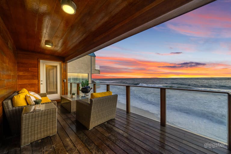  Oceanfront Malibu Beach House with Private Beach Access 