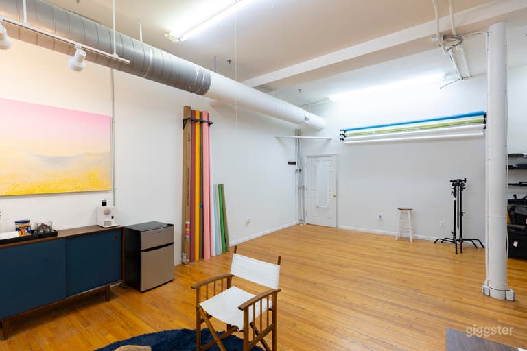 Estudio Fotográfico en Amplio Edificio de Artes 