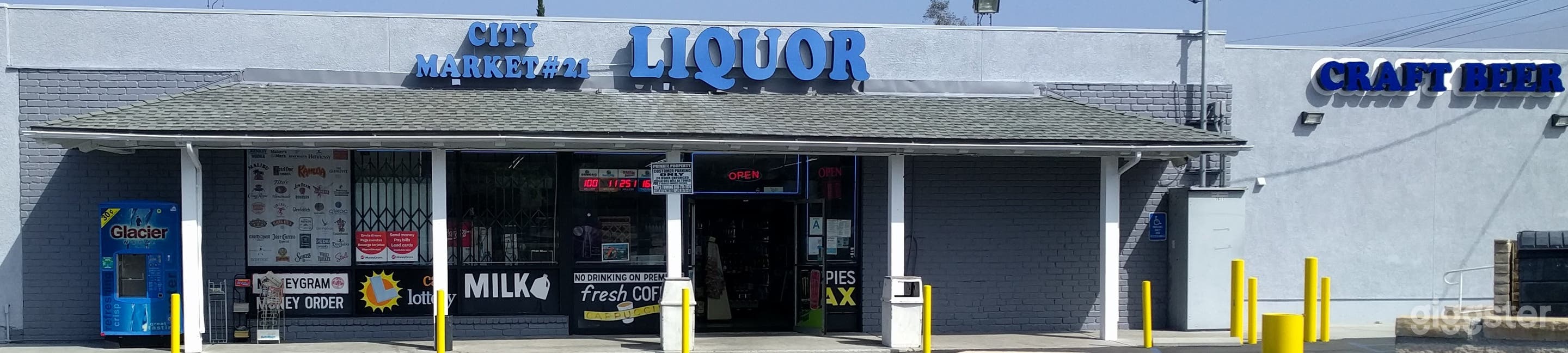 Liquor Store/Convenience Store Photo 2