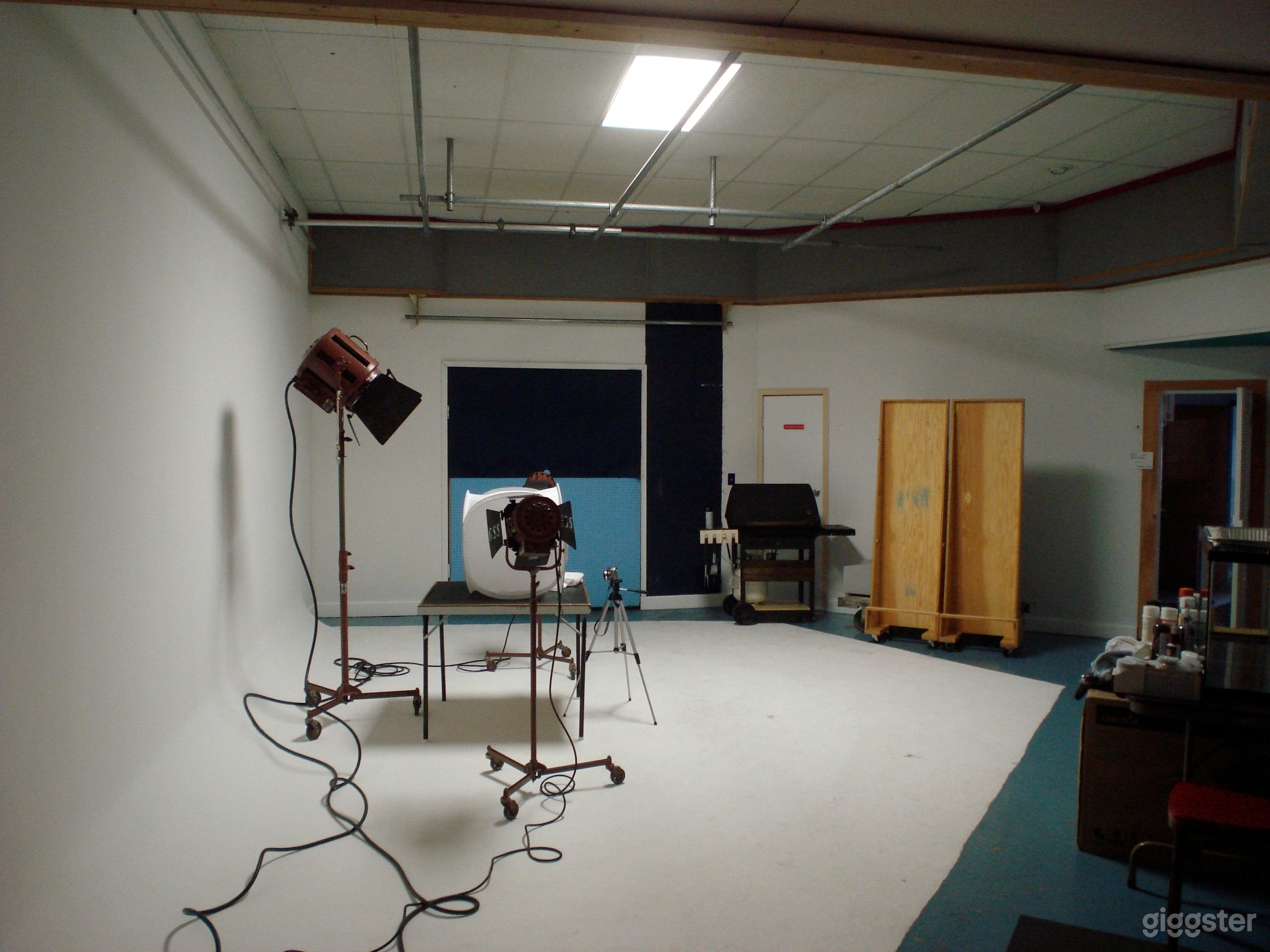 Stunning Studio B in North Miami Beach Photo 1