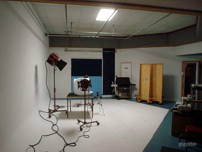  Stunning Studio B in North Miami Beach 