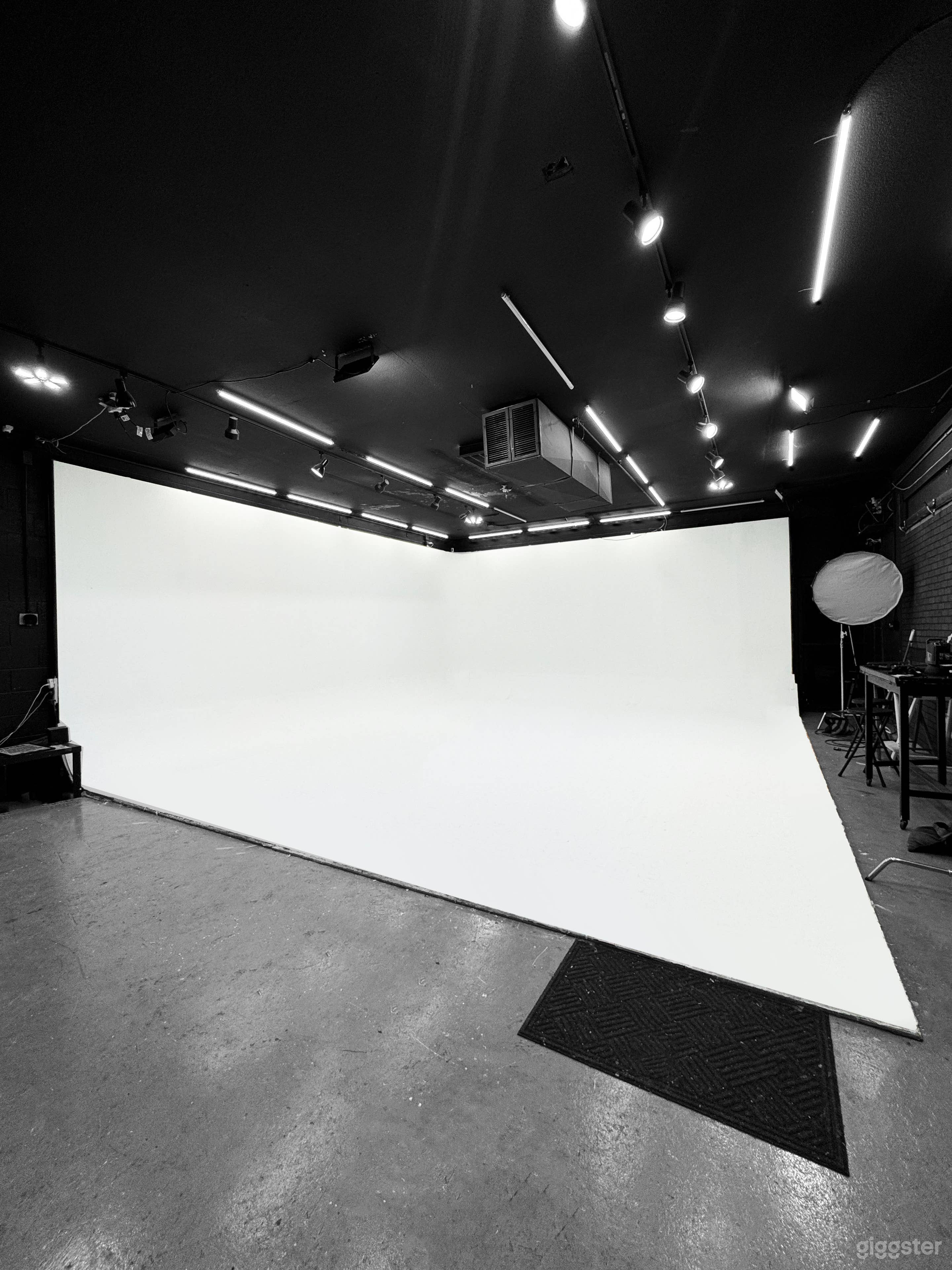 Creative Space Studio C Photo 1