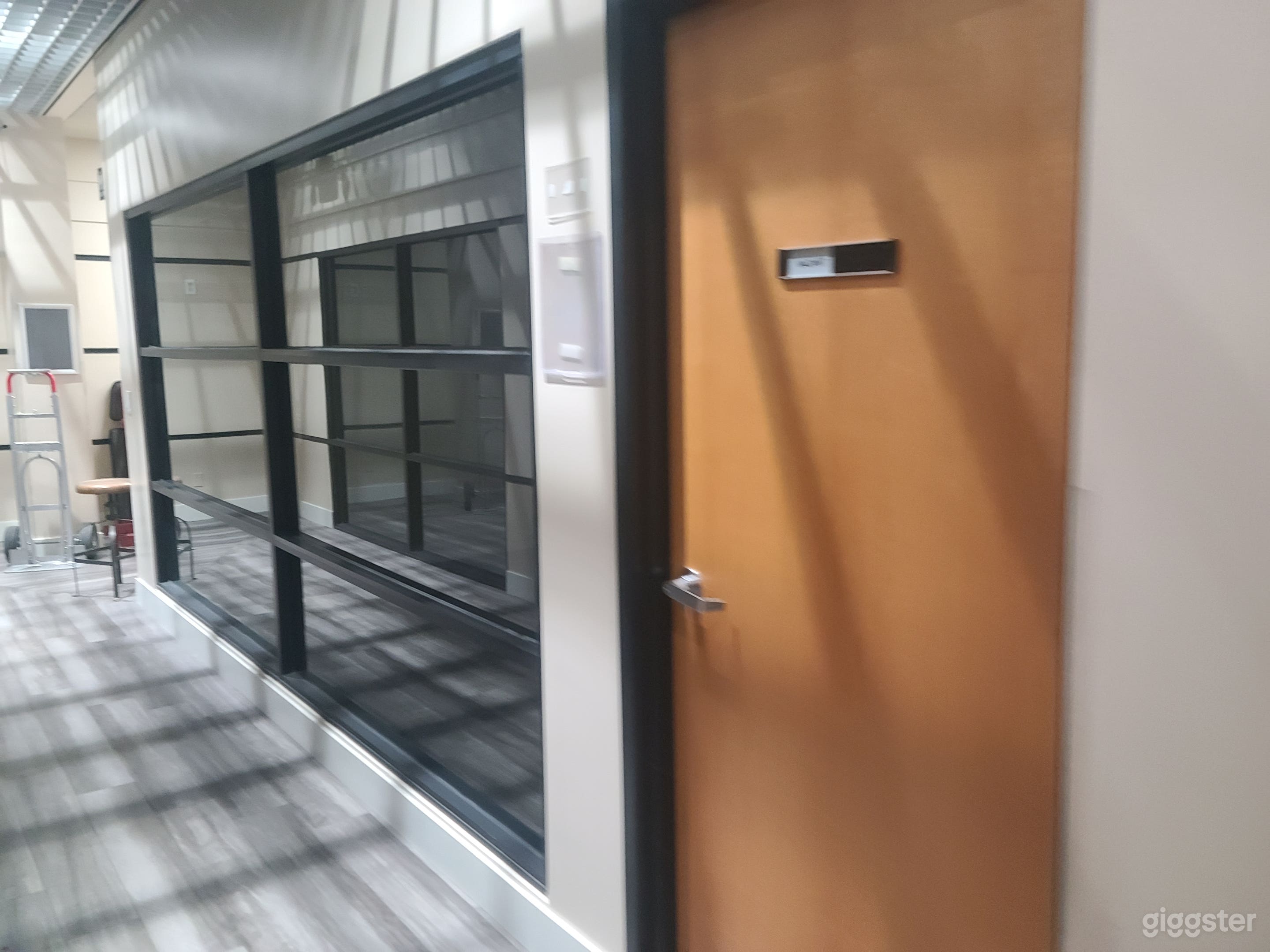 Multi Purpose Event Space for Business - FREE PARKING ONSITE Photo 2