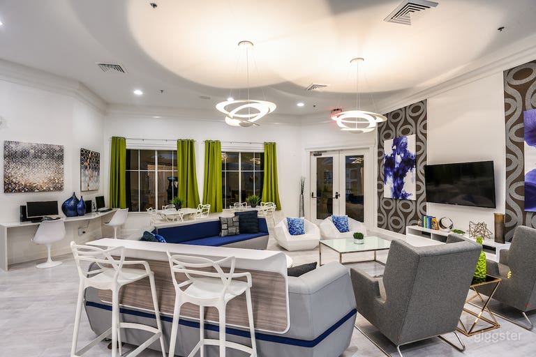  Incredible Lounge & Patio in Orlando 