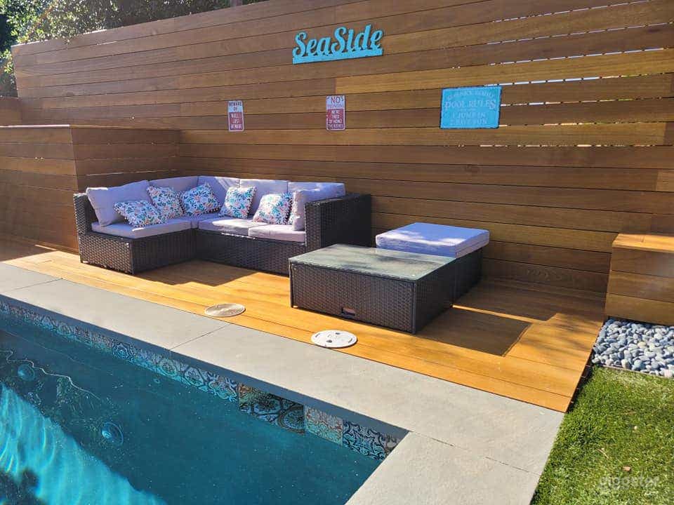 West Hills pool and backyard  Photo 4