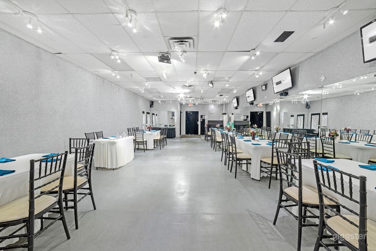  Sparkly Glam “Ice Room” – Intimate Las Vegas Event & Content 