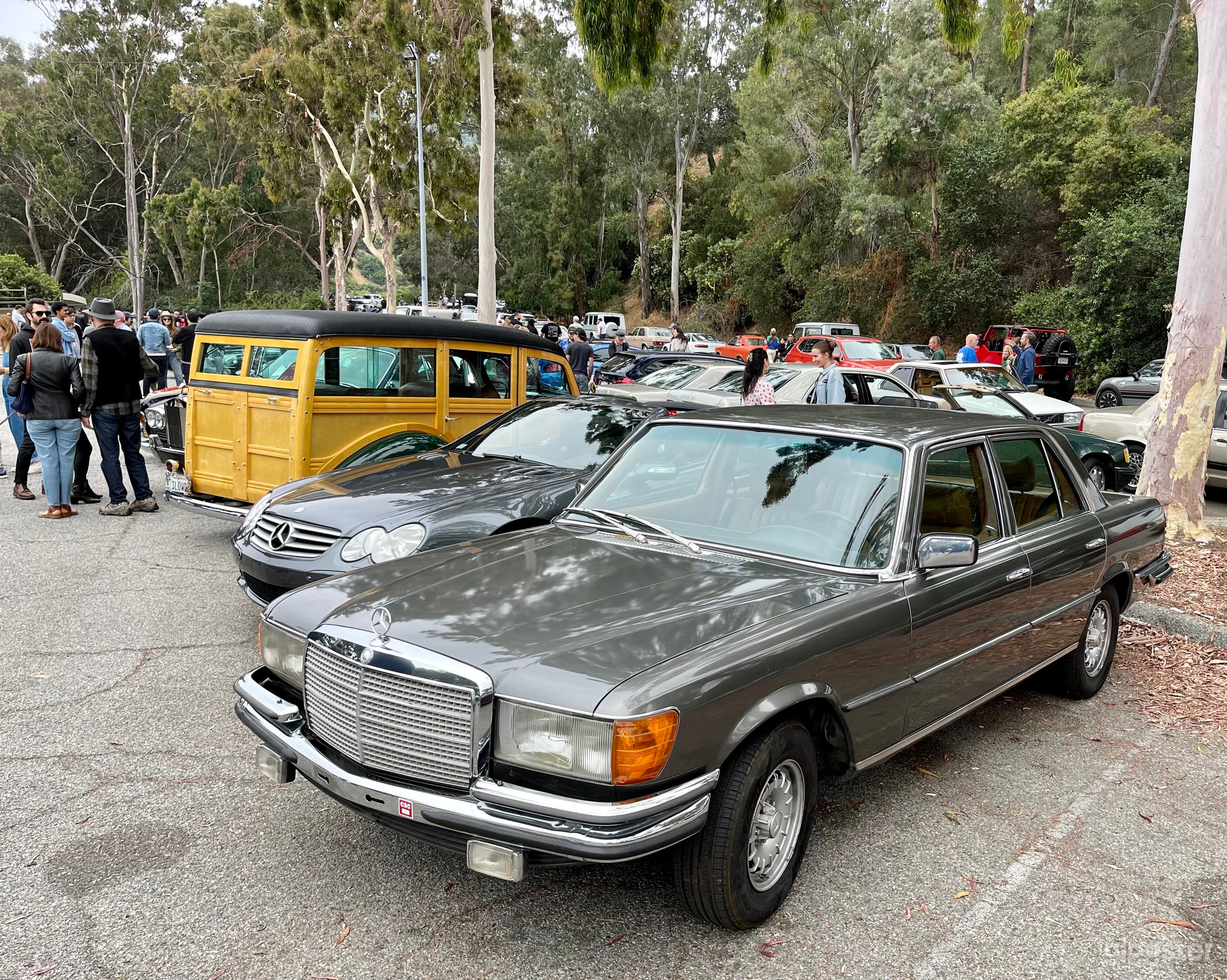 Mercedes sedan Euro Look 70’s Photo 3