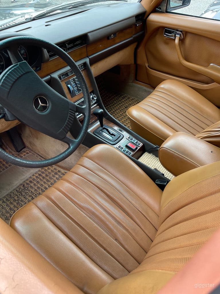  Berline Mercedes look euro années 70 