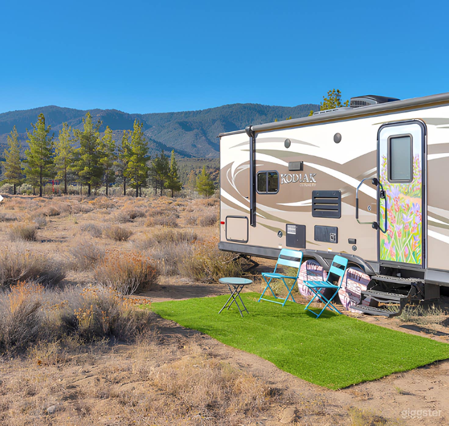  Stylish Camper for 4 Photo 2