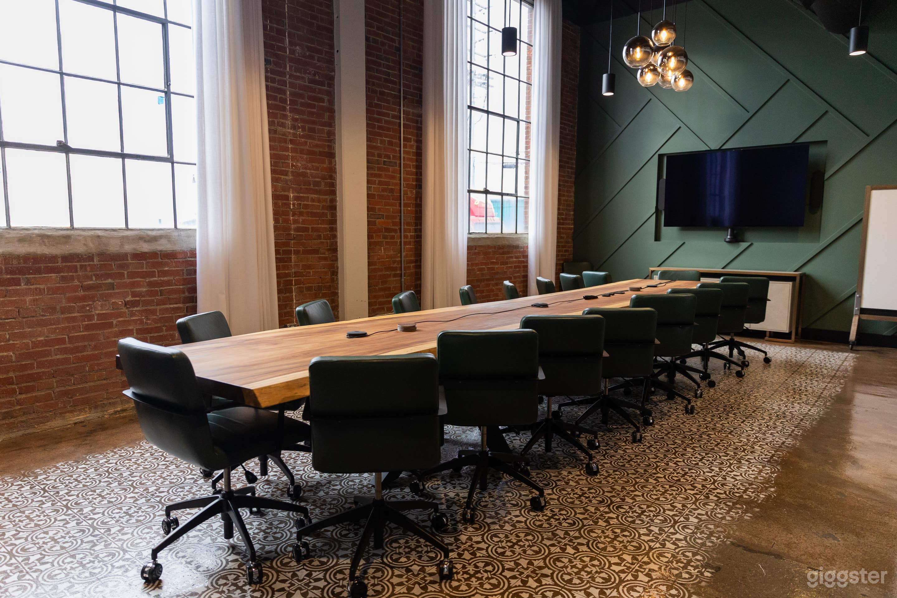 Harbor + Union - Historic Building in Franklin Photo 1