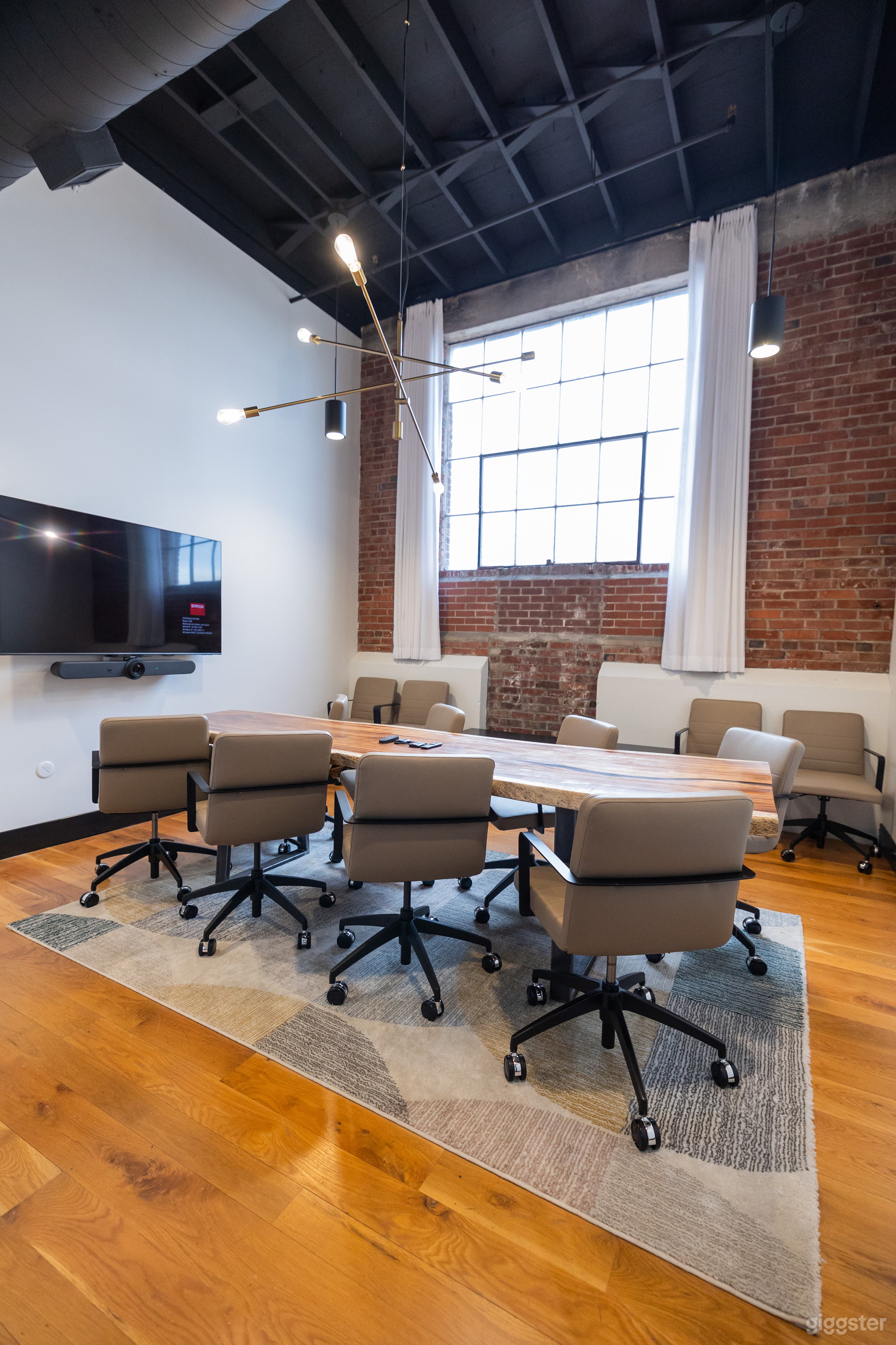 Harbor + Union - Historic Building in Franklin Photo 3