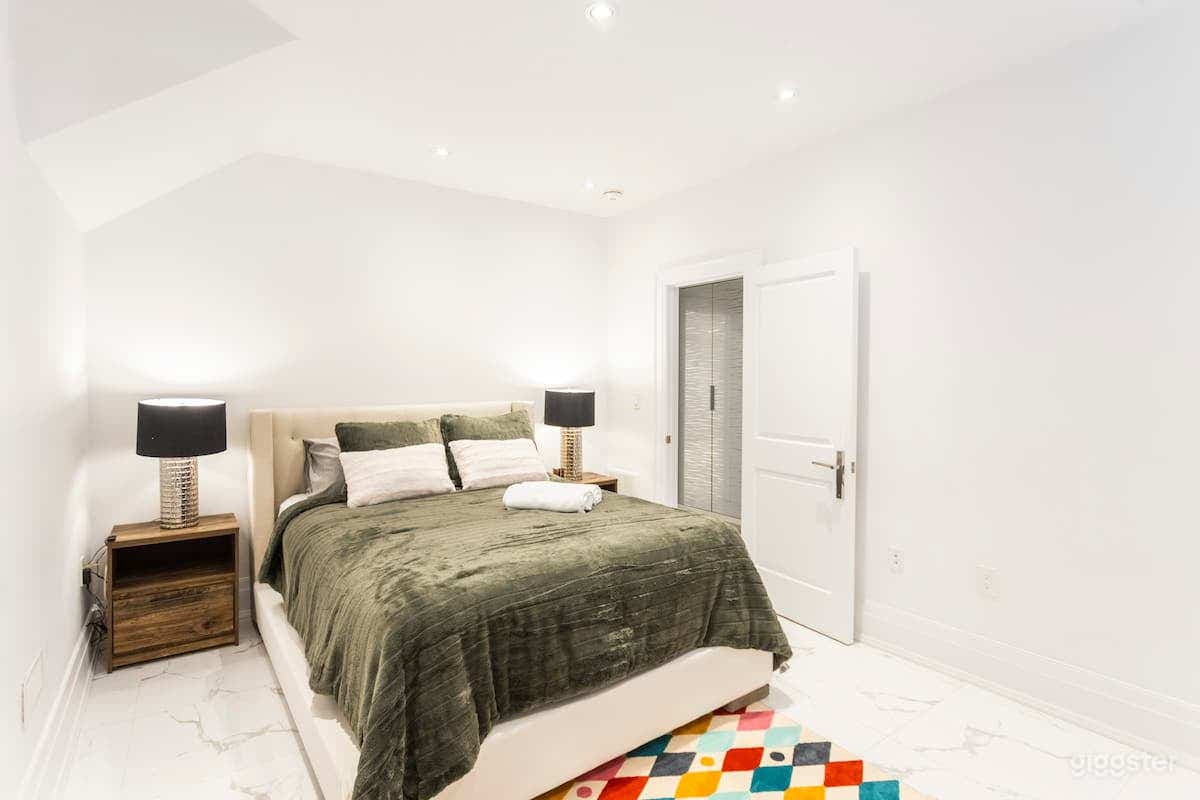 Exclusive Ultra Luxury Villa in Toronto Photo 2