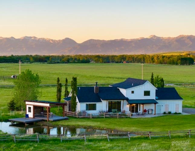 Tooth Acres Ranch 10 acre ranch with breathtaking mountain views | Rent this location on ...