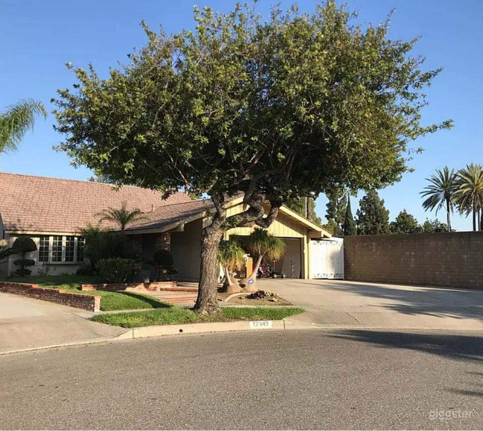 Modern Corner- Lot Suburban Retreat w/ Pool  Photo 1