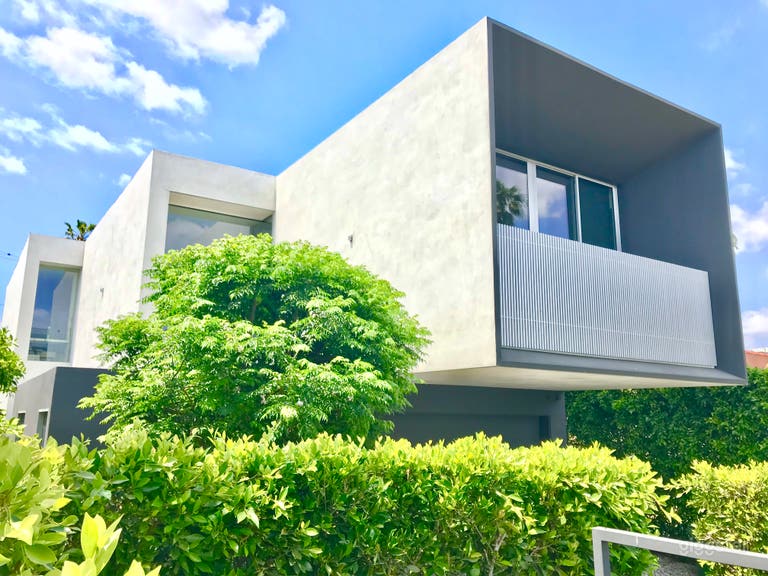  Casa de lujo moderna para filmación con cocina, piscina y salón 