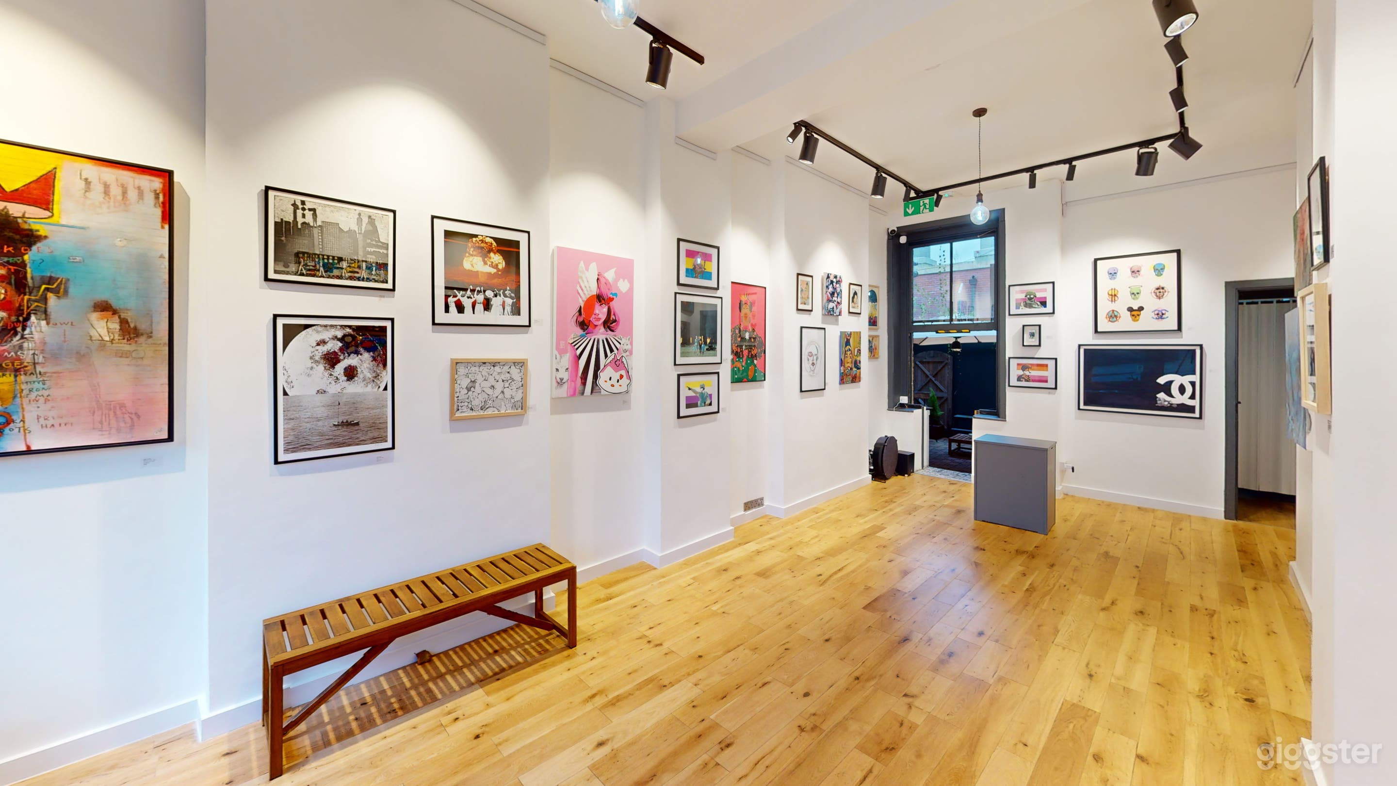 "Versus Arts | Framing &amp; Gallery" Photo 1