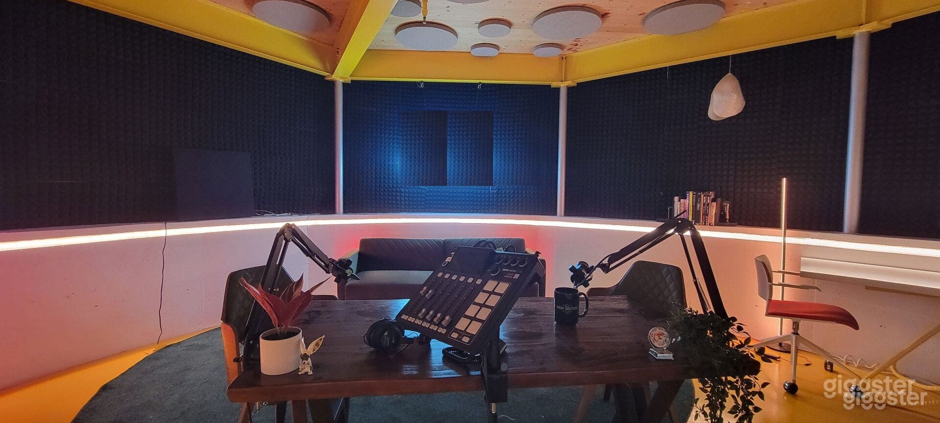 Production Studio Space  Photo 1